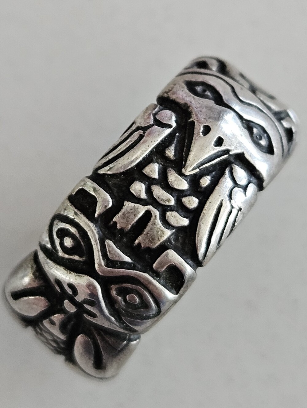 Vintage Coastal Native American Totem Pole Sterling Silver Band Ring Sz 7
